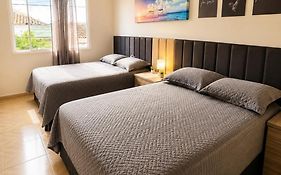 Apartamento completo Excelente localização, ao lado da Basílica